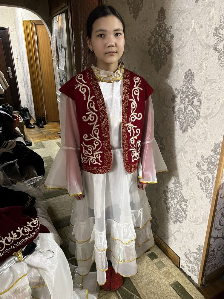 Прокат национальных казахских костюмов