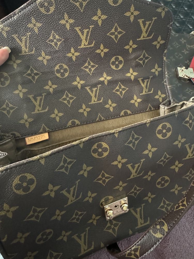 Чанта Louis Vuitton с дълга дръжка