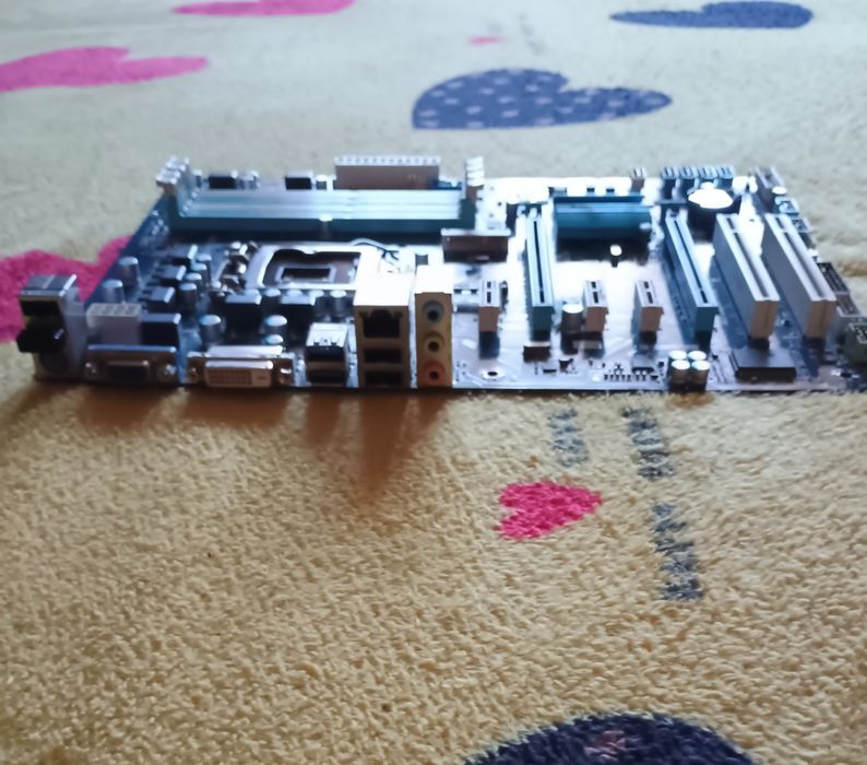 Placa de bază gigabyte