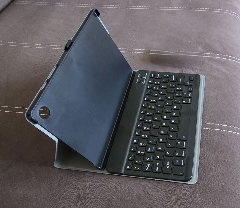 Husă Samsung Tab A8 + Tastatură
