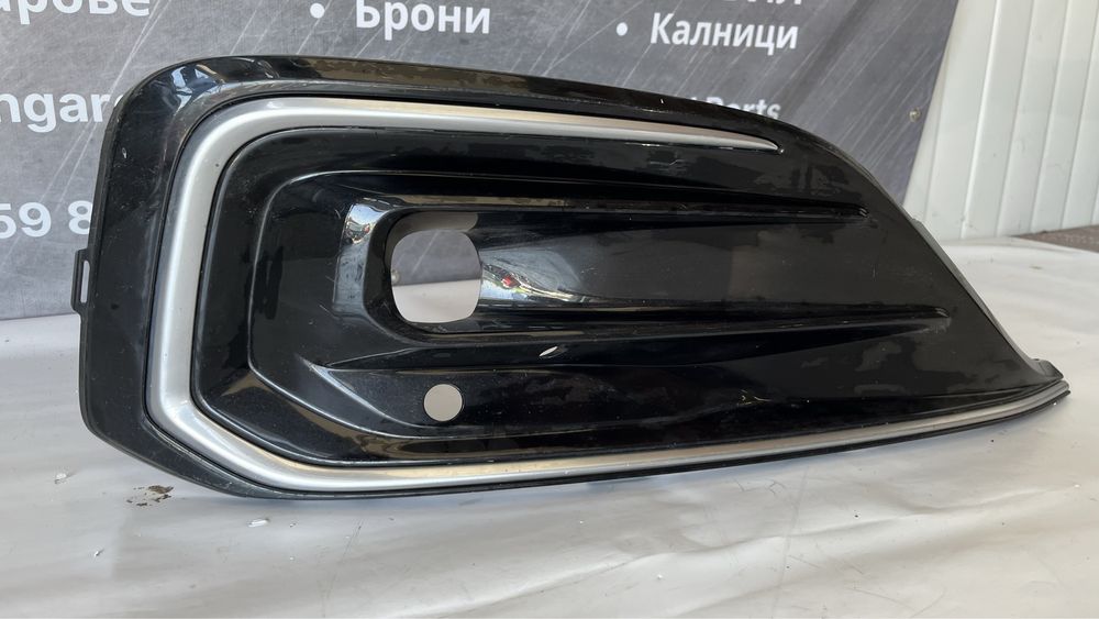 Дясна решетка за халоген Ford Mondeo 4 (2014-2024)