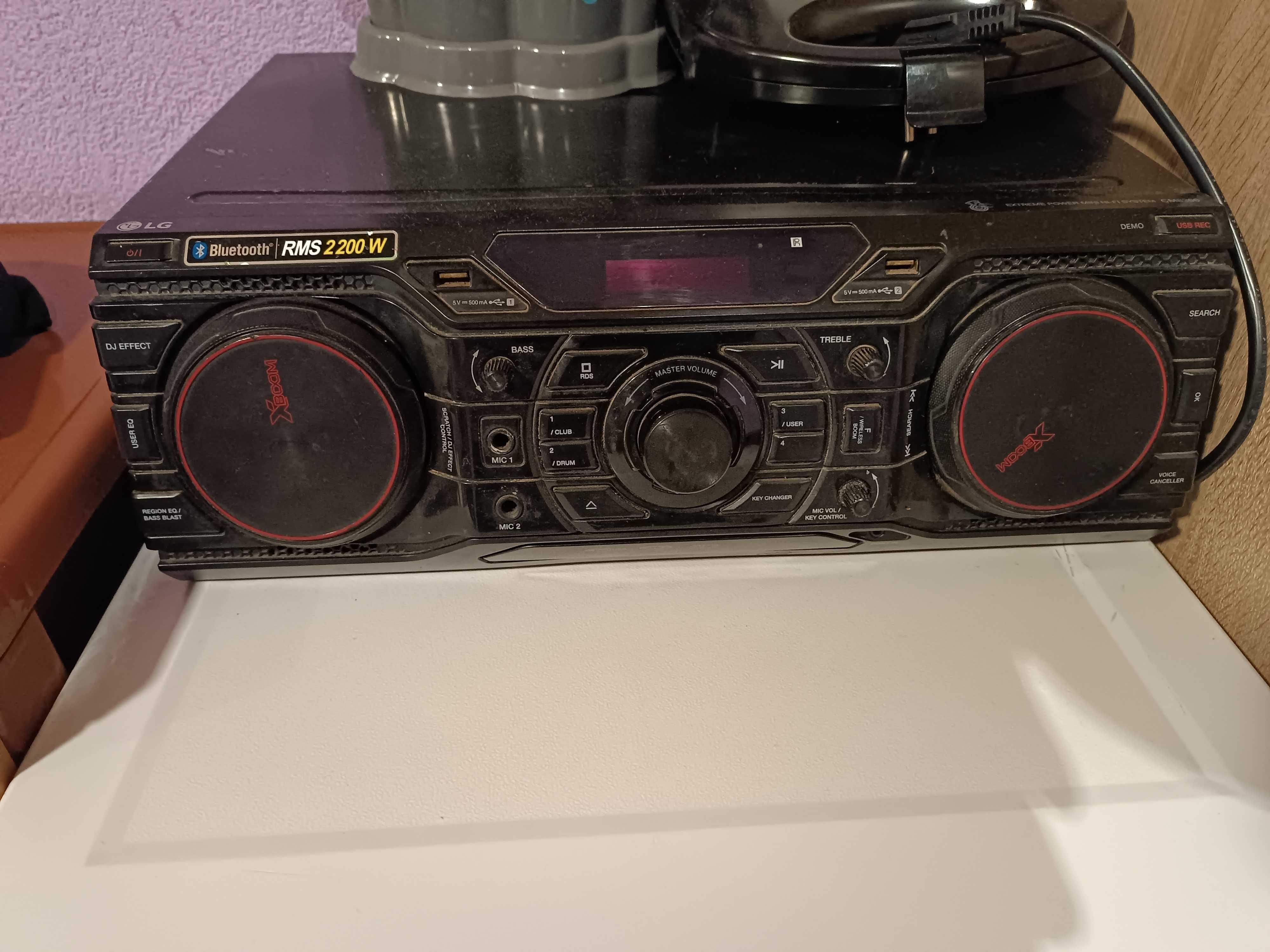 LG Xboom cm-8360