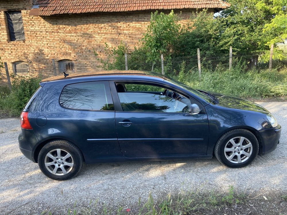 VW Golf 5 2.0tdi