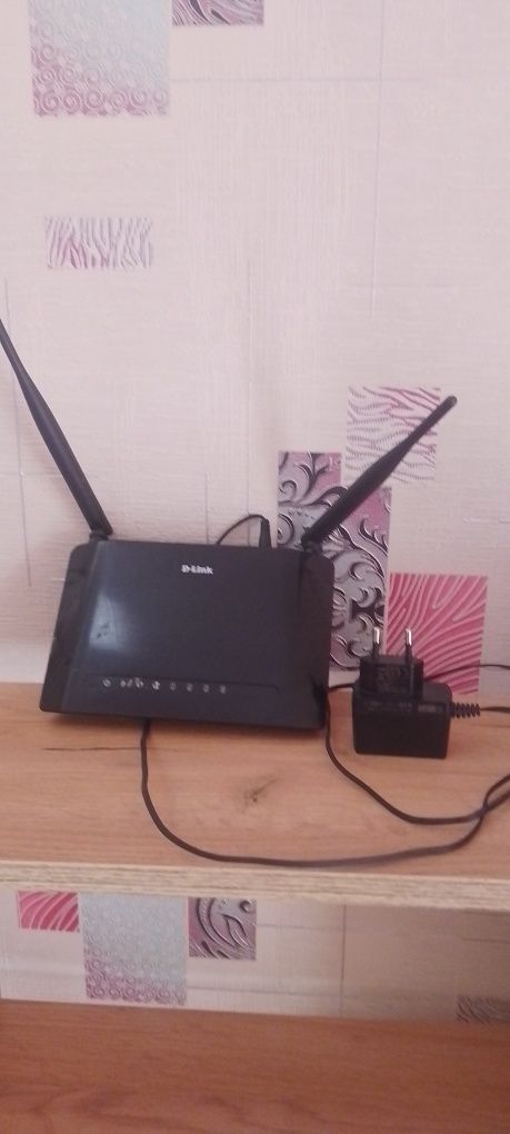Продам роутер D-link