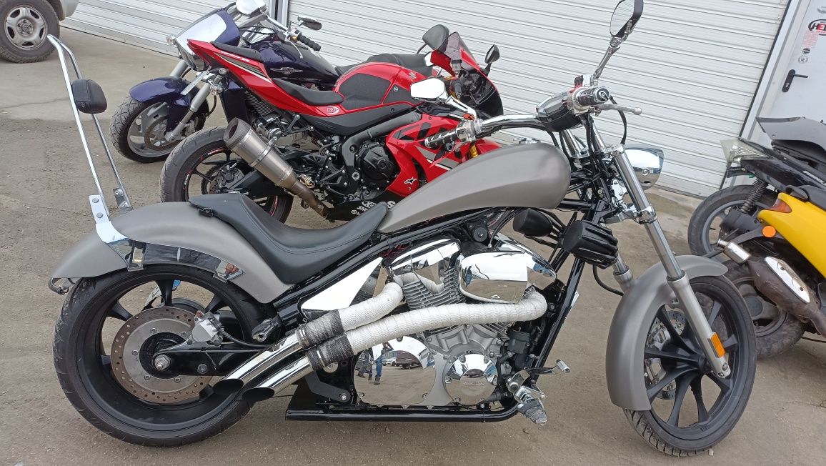 Honda Fury VT1300CX