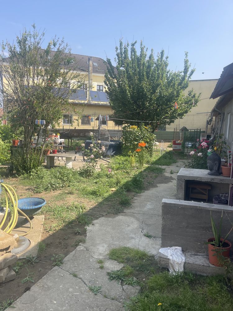 Vand casa in Ciacova, 2 minute de mers pe jos de centru
