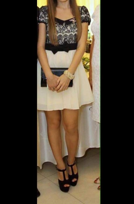 Rochie scurta de ocazie