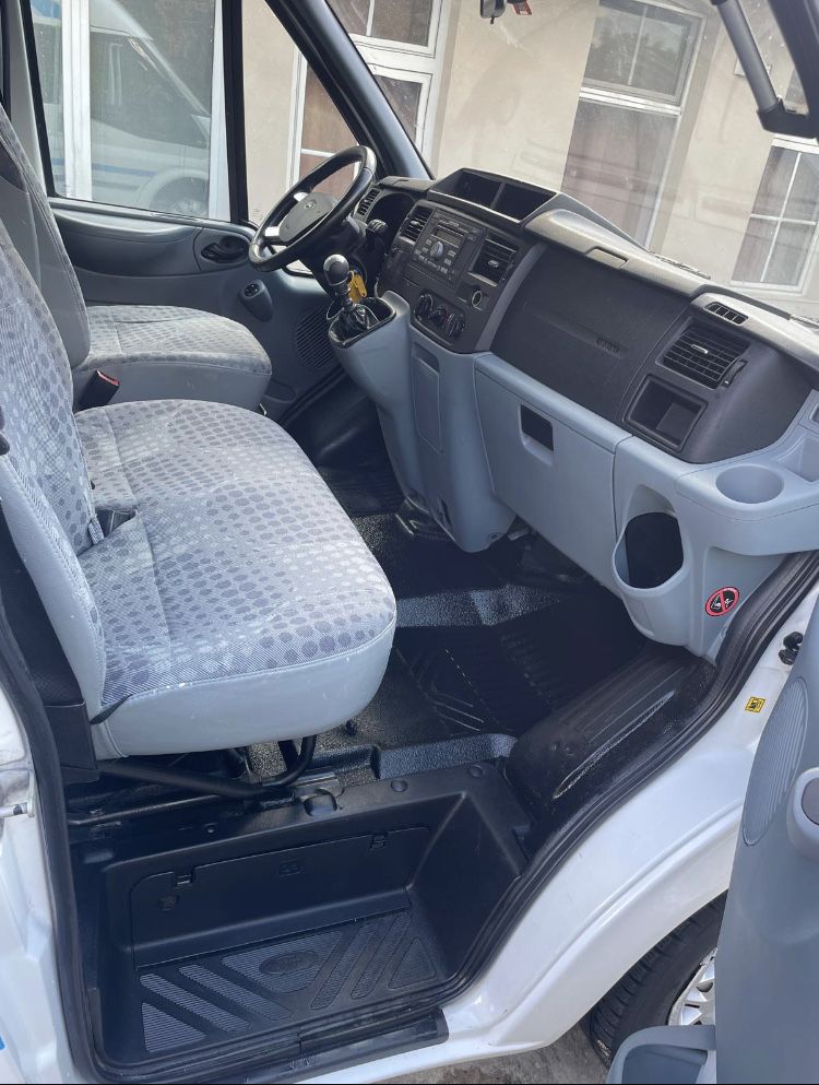 Ford transit cu 9 locuri 2012 euro 5