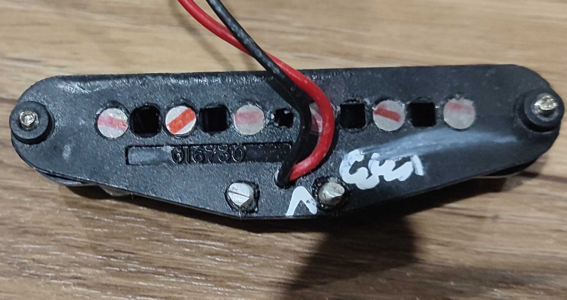 Адаптери:Bare Knuckle, Seymour Duncan, PRS Se,Fender Stat Mexico