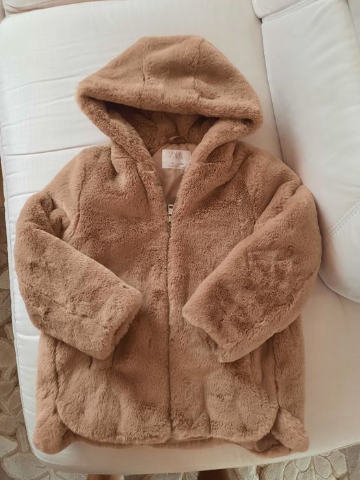 Blanita fetite zara