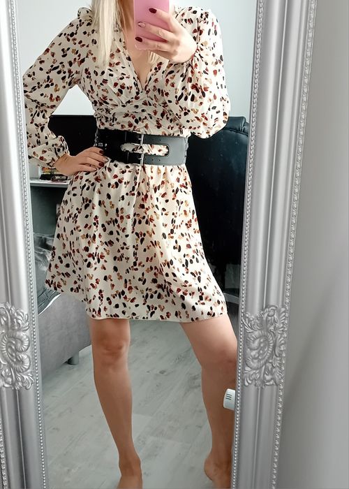 Рокля с висока талия размер М