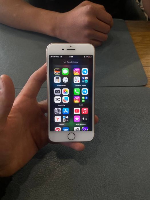 Iphone 8 sastayana yaxsh holatda