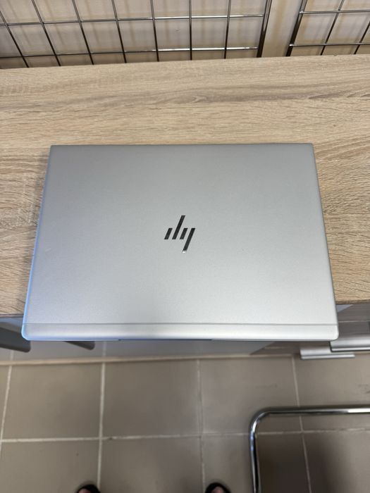 Лаптоп HP EliteBook 830 G5 - 13,3”, Touchscreen, i5, отличен