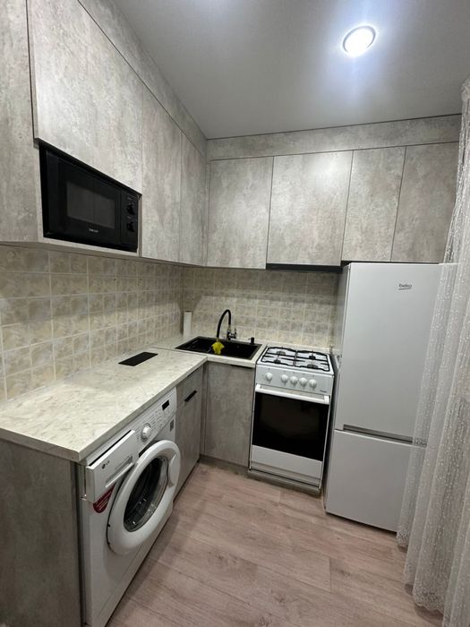 Сдам 2-х комнатную квартиру в центре города