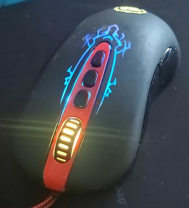 Vând mouse Redragon