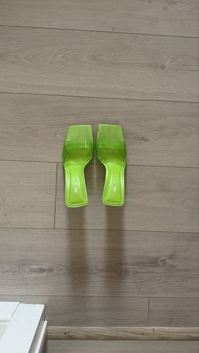 Вечерняя обувь в хорошем состоянии