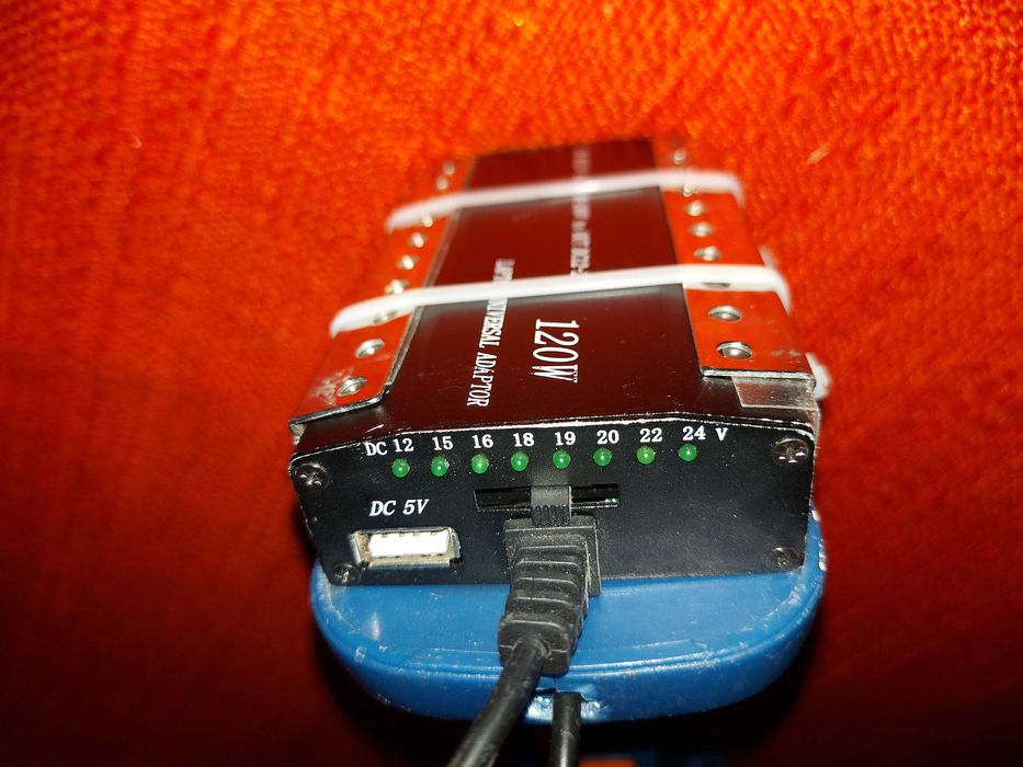 Bormasina --- Masina de gaurit si insurubat, 220 V