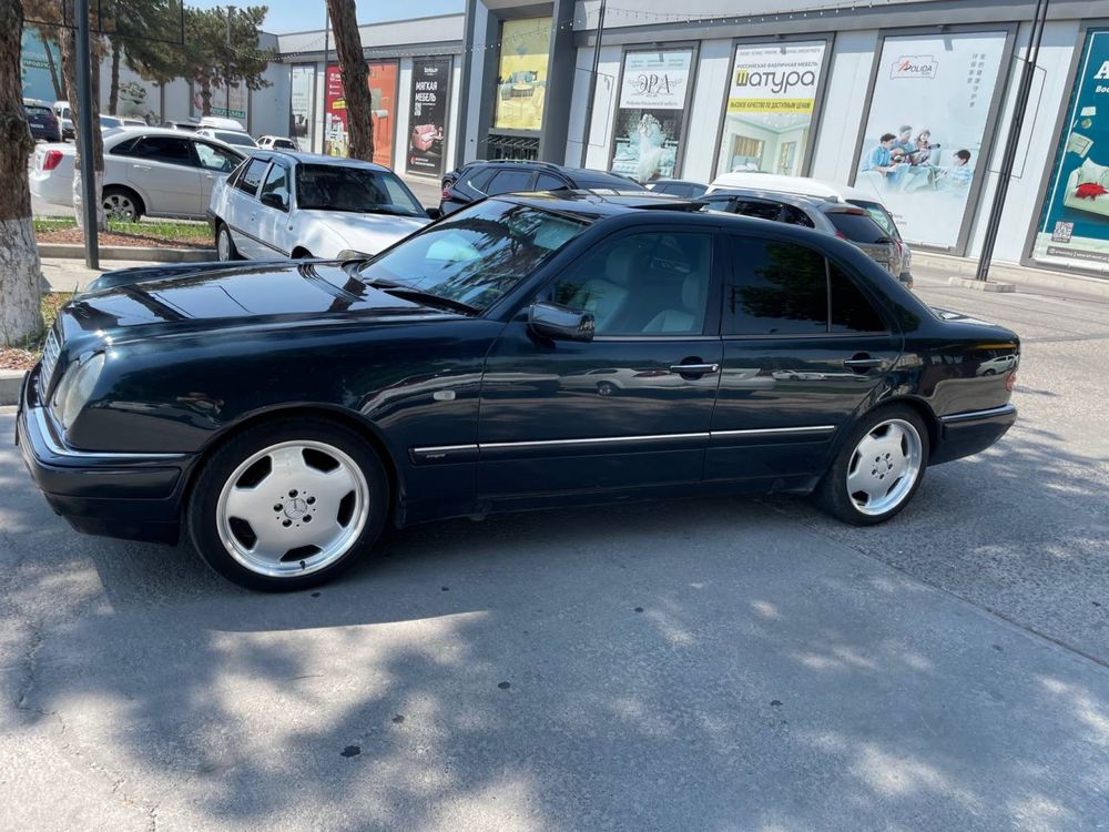 Mersedes Benz W210