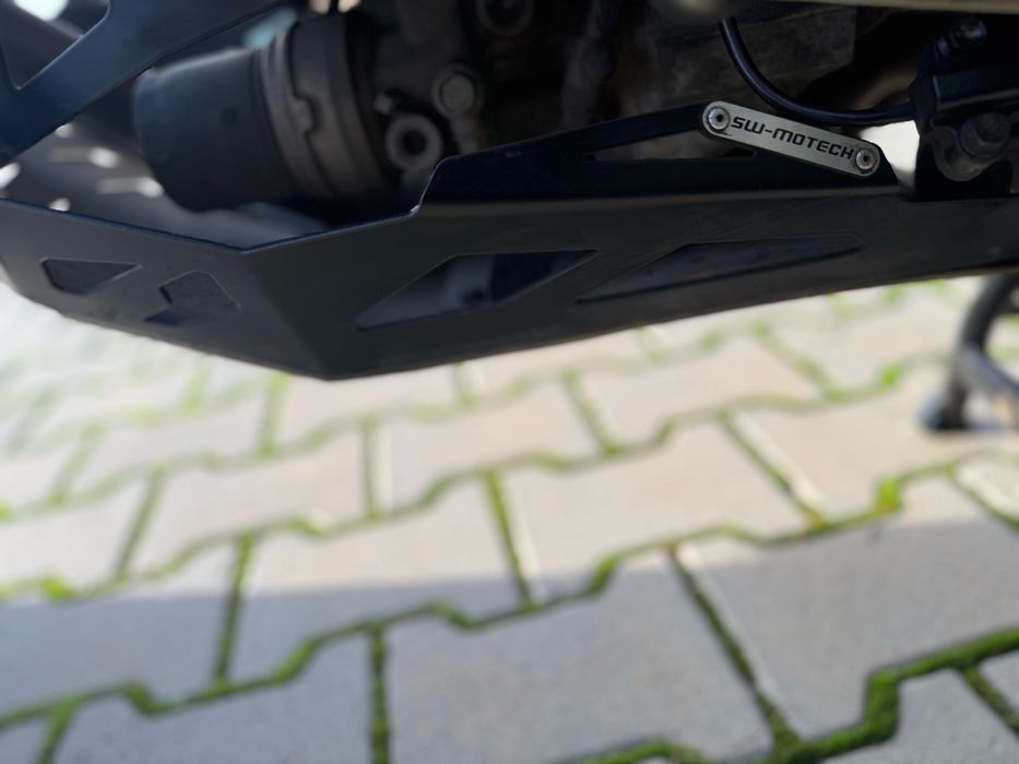 Suzuki Vstrom DL 650 XT cu ABS,Traction control