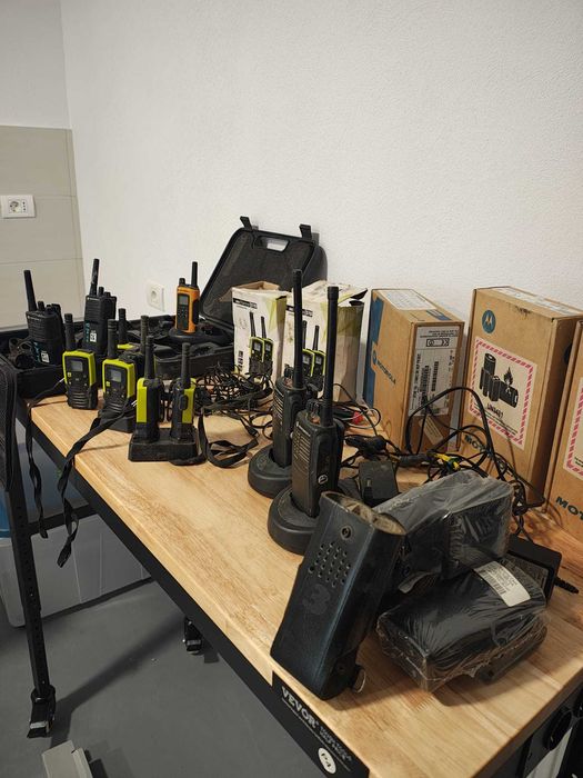 Set de 11 statii radio, Motorola + Geonaute