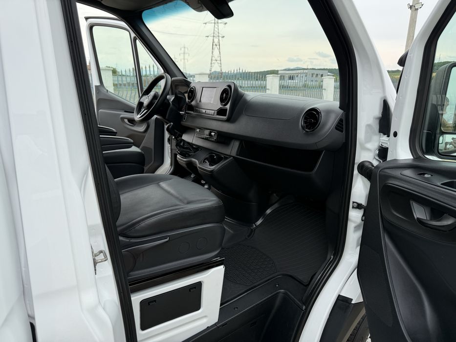 Mercedes sprinter doka lada 2,80m clima