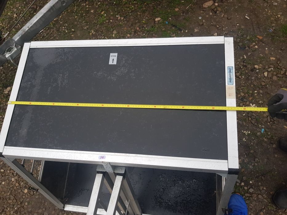 Vand cusca caine cu 2 usi