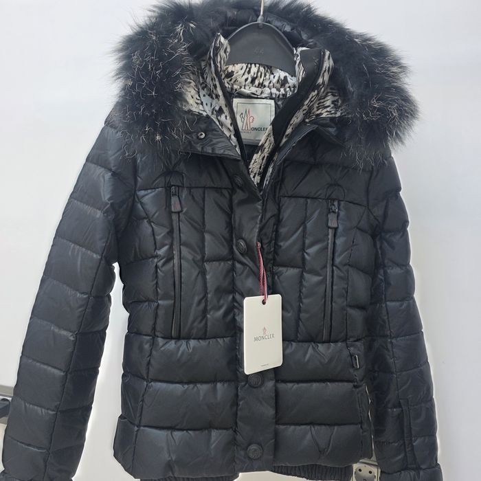 Geaca  M o n c l e r ,nr 2, ski