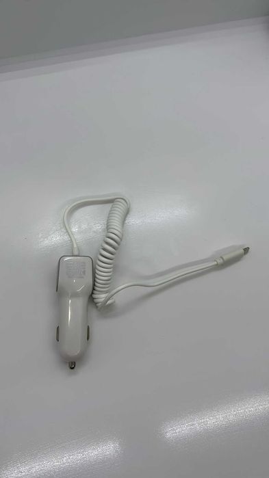 Incarcator Auto Dual cu Cablu pentru iPhone si Port USB