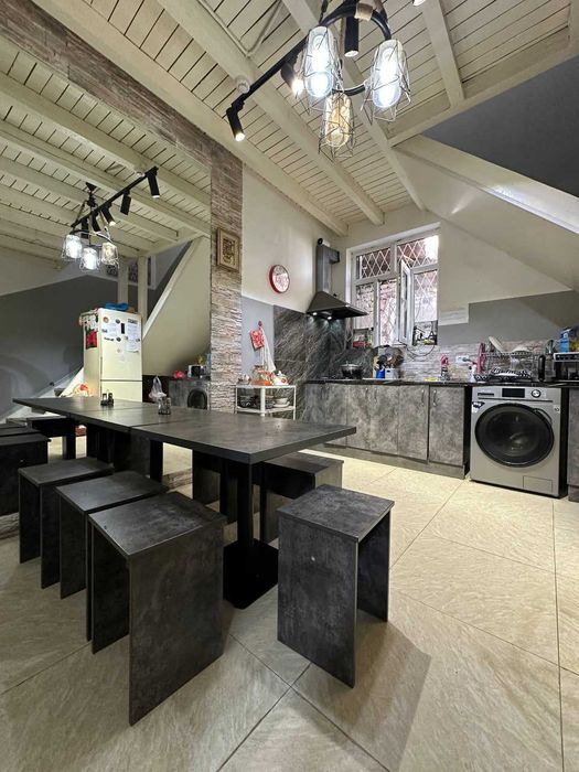 продается готовый хостел  мирабадском районе.220000