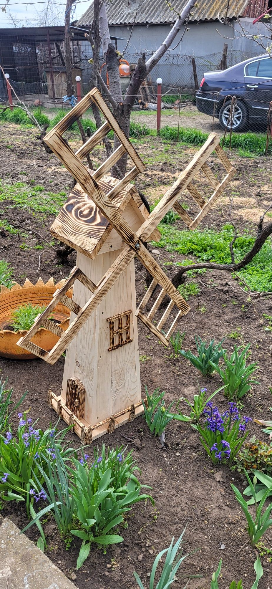 Vând decorațiuni gradina!