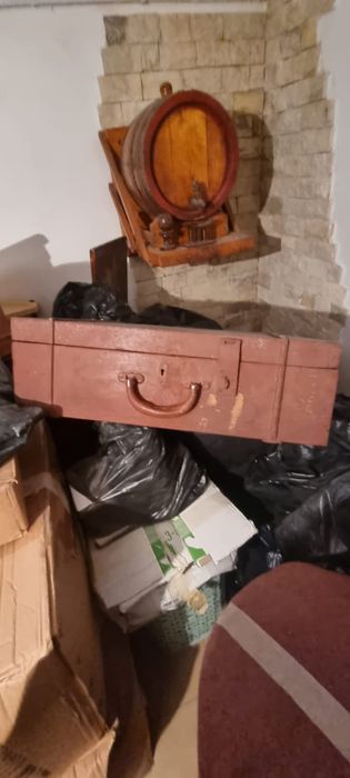 Valiză de lemn în condiții optime