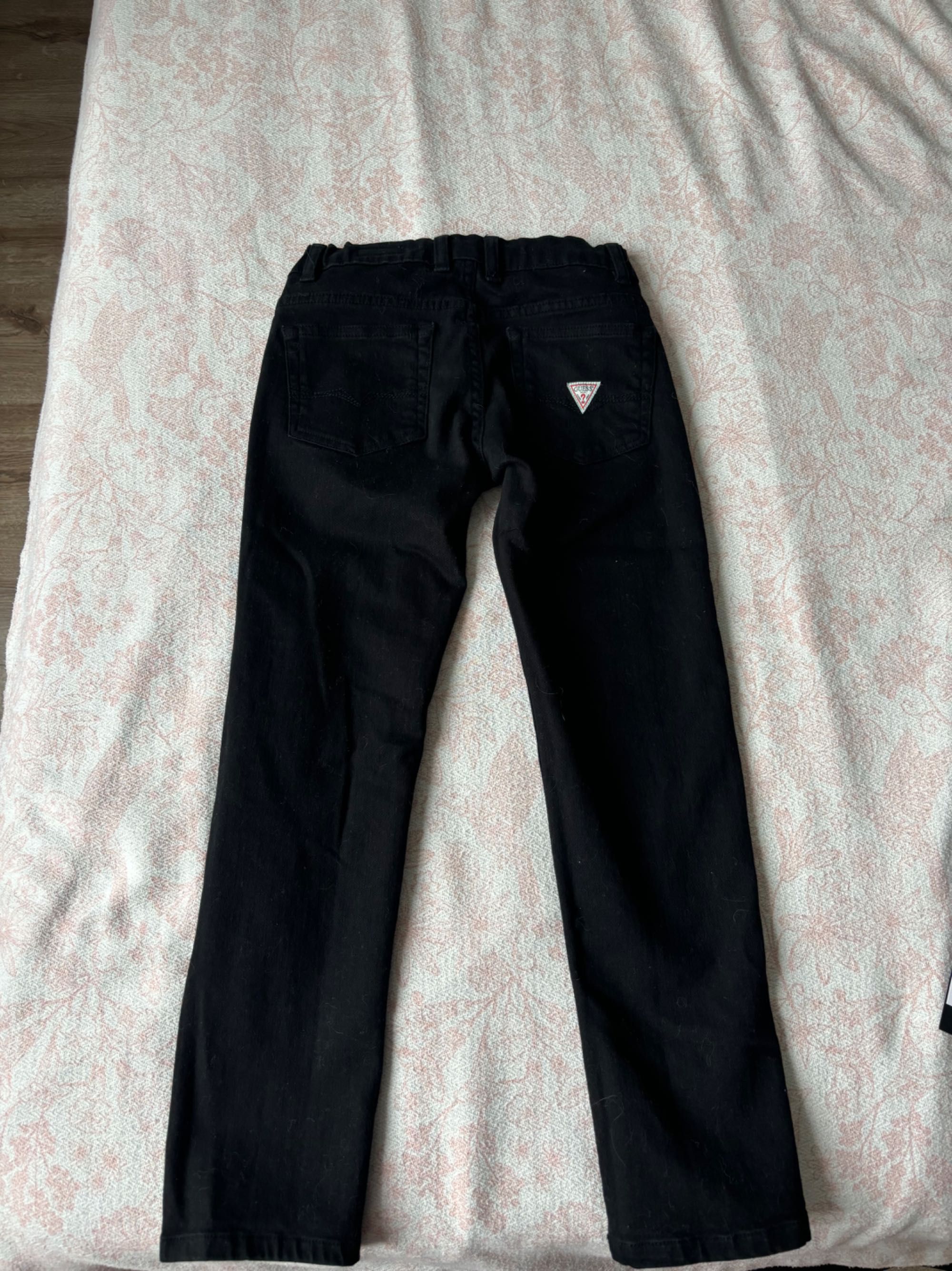 Панталон черен Guess
