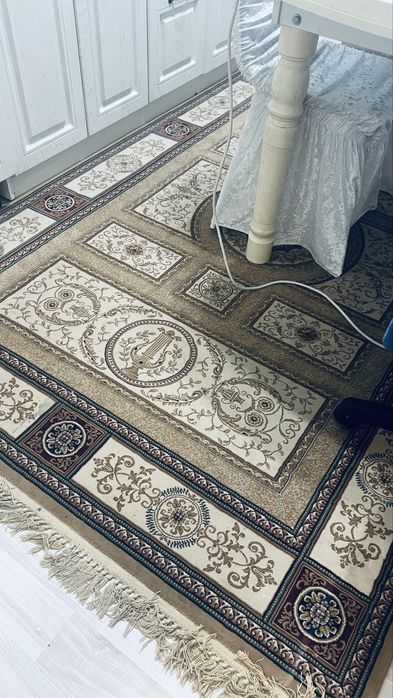 Продам ковер и дорожку