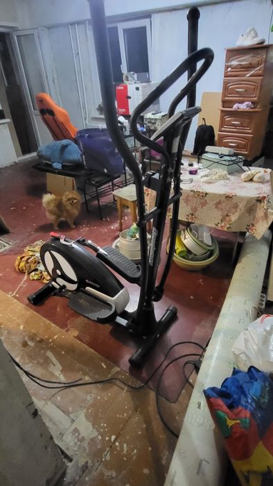 Тренажер для бега эллиптический