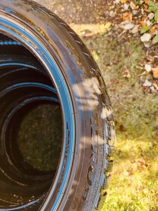 Продавам 4 броя зимни гуми Pirelli Soto Zero 3 размер 225/45/18