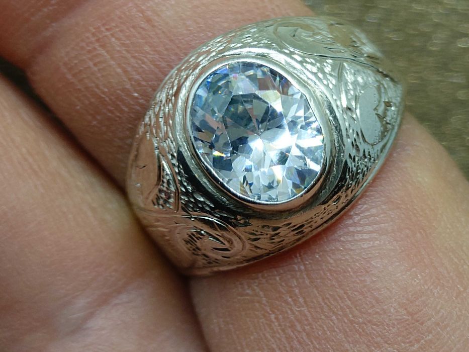 Inel din argint cu goshenit natural