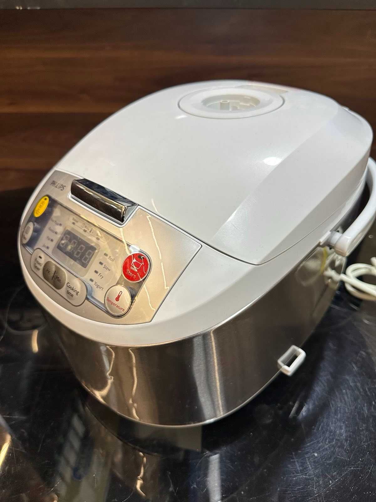 Мултикукър Philips HD3037
