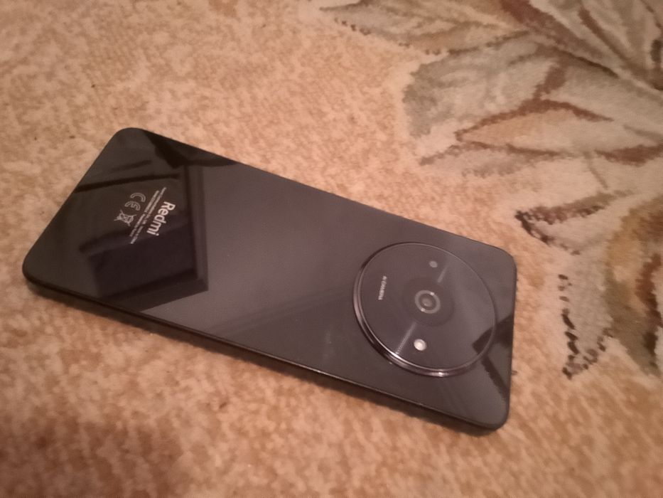 Продам Redmi A3 в идеальном состоянии