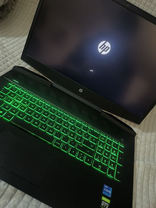 Лаптоп HP pavilion gaming