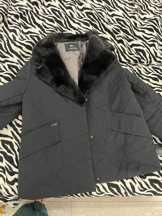 Продам куртку зима