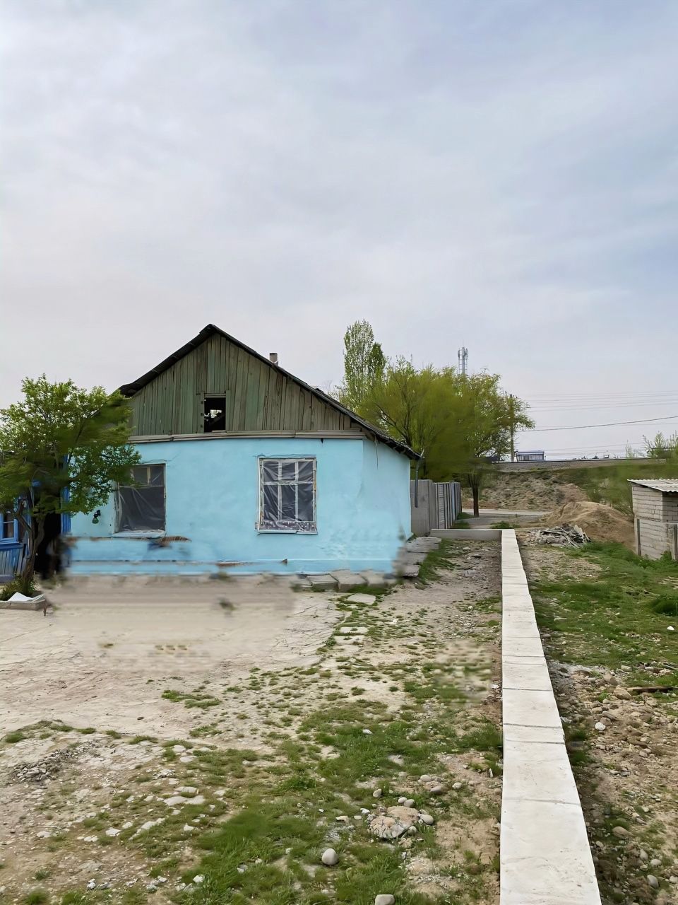 Продаю Свой земельный участок в Янгихаетском районе. 8+3.2 сотки