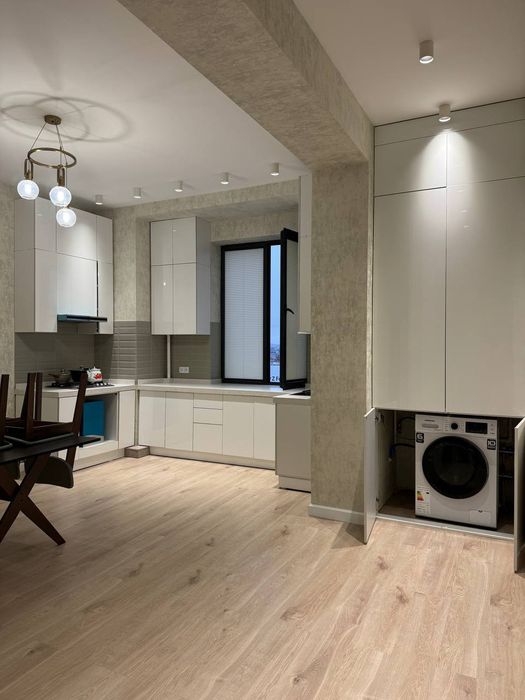 Аренда 1/7/10 ТЦ Малика новостройка