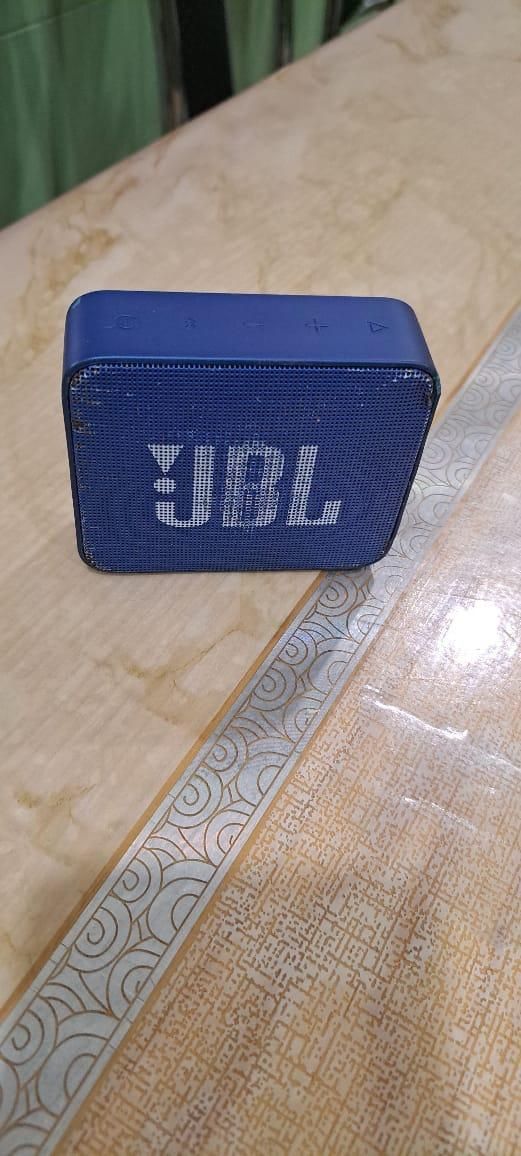 Колонка портативная JBL