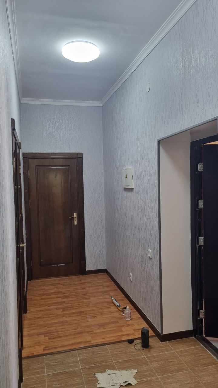 Kvartira sotiladi 57 kvm 2 xonali
