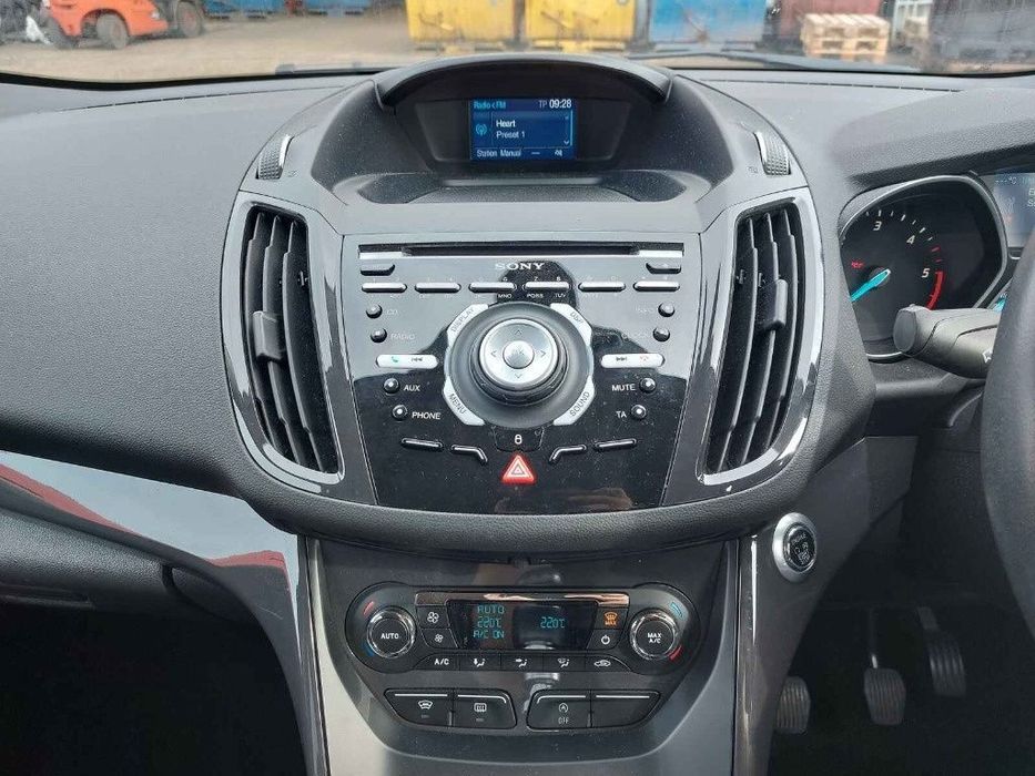 Scut motor plastic Ford Kuga 2015 SUV 2.0 Duratorq 110kW