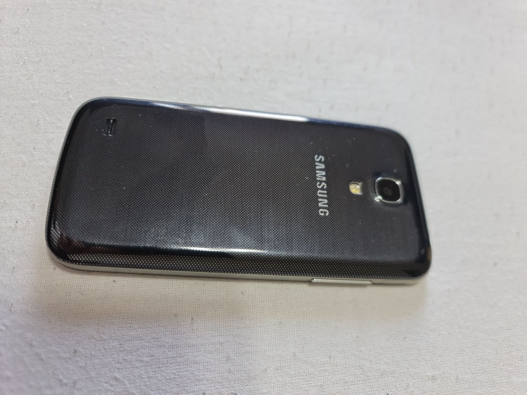 Samsung S4 mini.