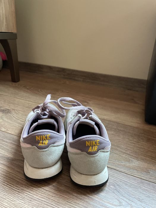 Оригинални маратонки NIKE