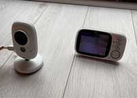 Monitor video camera bebelusi