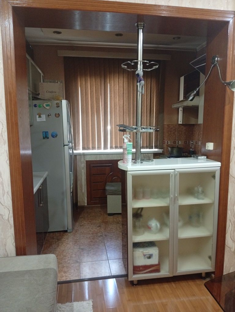 Срочно продаю свою 2х ком на 1 этаже локация супер