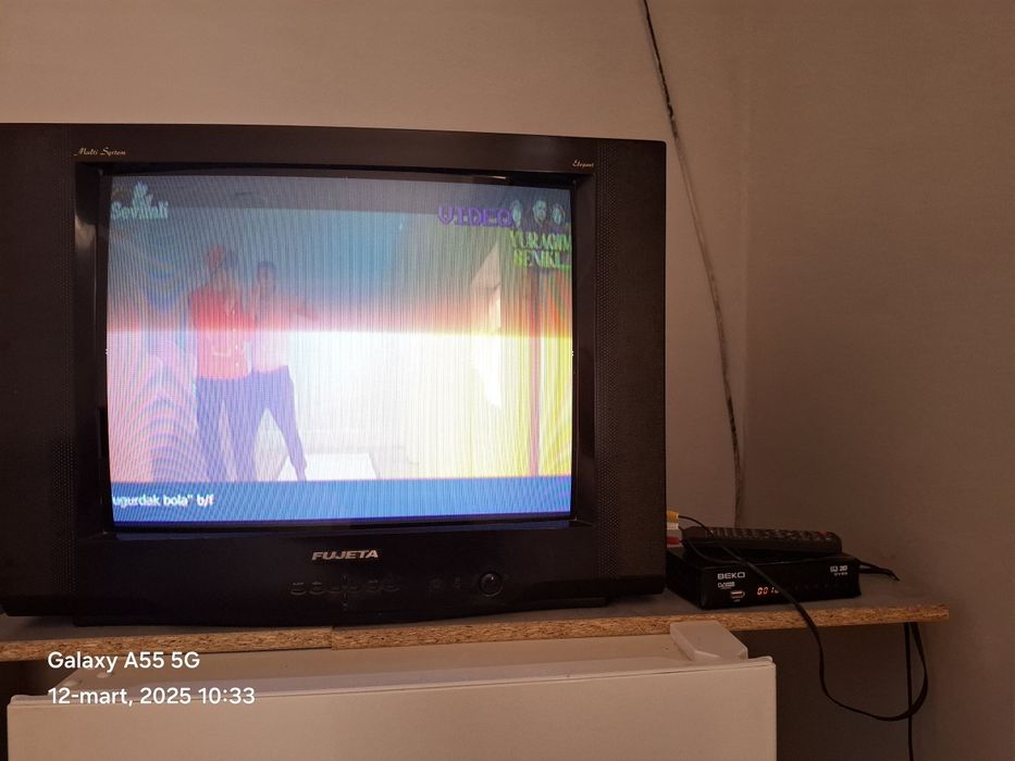 Televizor sotiladi